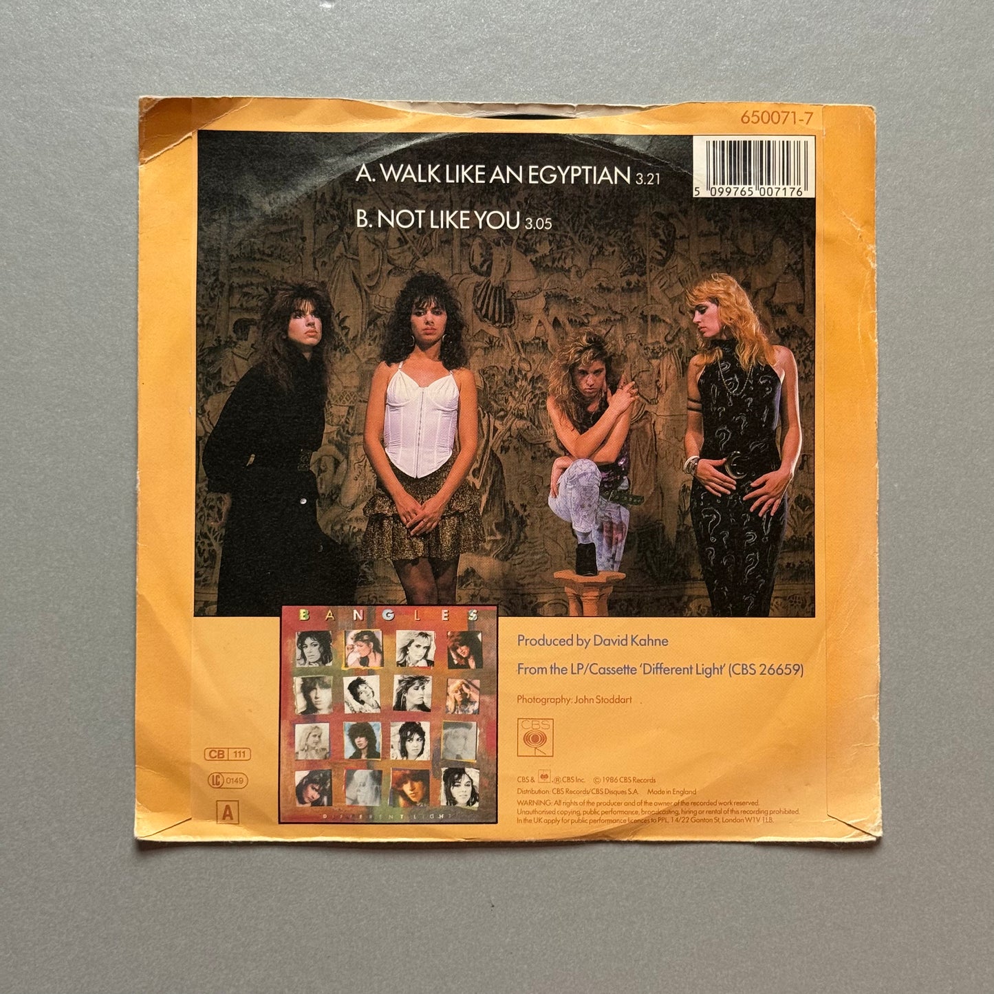 Bangles Walk Like an Egyptian UK 7” single