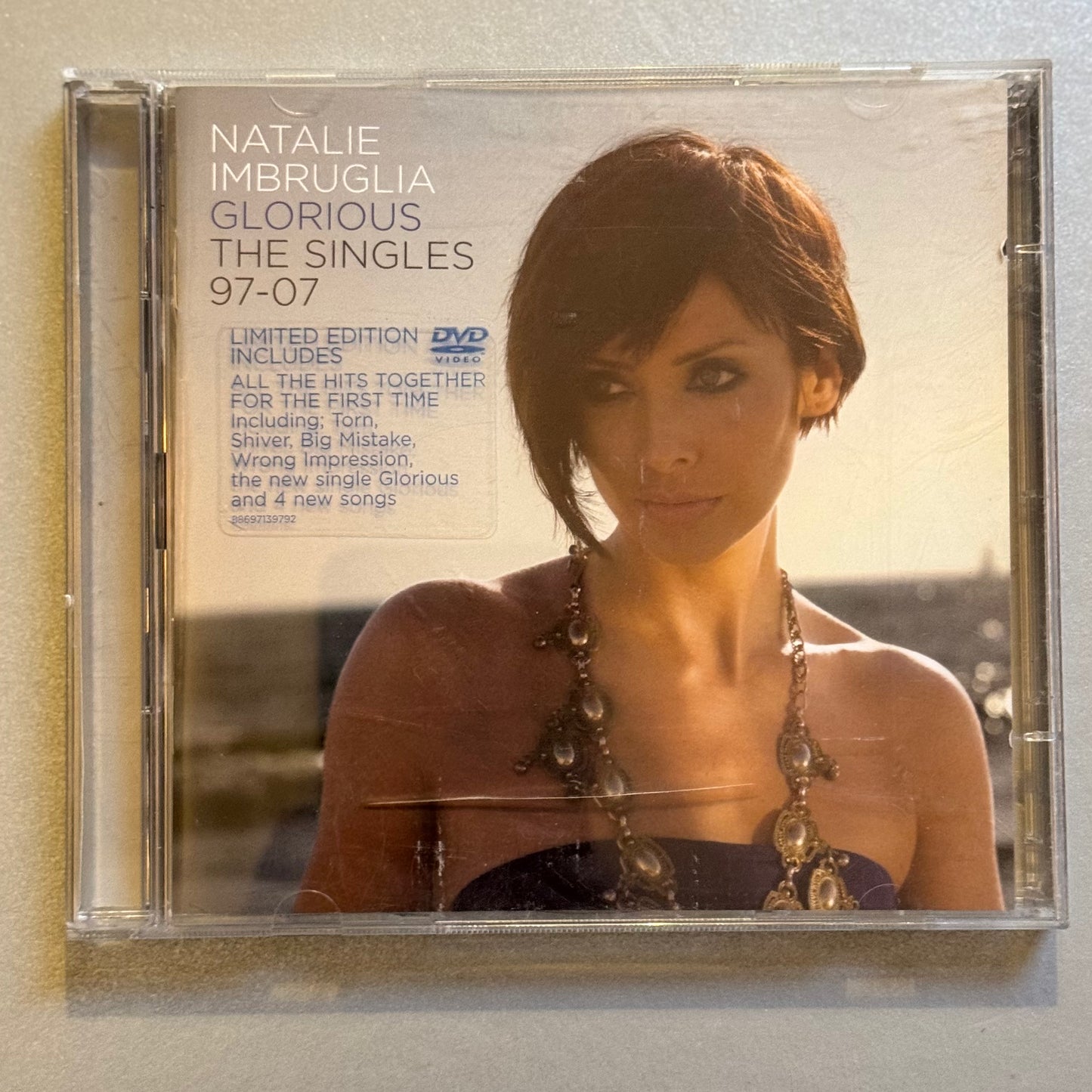 Natalie Imbruglia Glorious: The Singles 97-07 UK CD/DVD